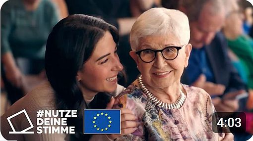 Die Stadt Wedel unterstützt die Kampagne #nutzedeinestimme des Europäischen Parlaments zur Teilnahme an der Europawahl am 9. Juni und teilt den berührenden Wahlspot. Bild: #nutzedeinestimme/Europäisches Parlament