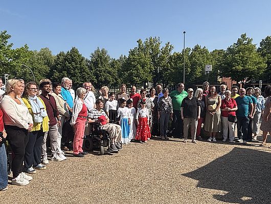 Eröffnung der Ehrenamtsmesse mit der Bürgermeisterin auf dem Rathausplatz