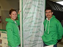 Seniorengymnasik, Aktiv 70 plus, Tanz dich fit - diese und viel Kurse mehr können Sportkoordinatorin Anna Borchers und BuFdi Bugra Tosun vom Wedeler TSV bieten. 
