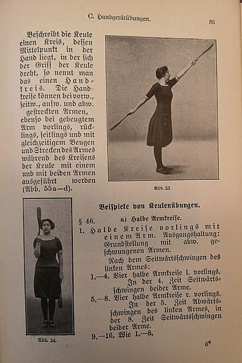 Archivfund mit Keule: Auszug aus dem „Leitfaden für das Mädchenturnen in den preußischen Schulen“ um das Jahr 1913. Foto: Stadtarchiv Wedel