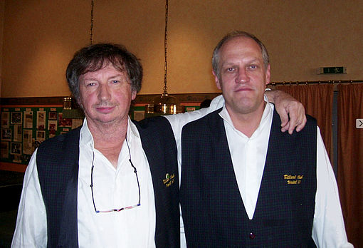 Wedels Billard-Asse  Manfred "Manni" Meyer (links) und Martin Smrcka - beide waren bereits mehrfach Norddeutsche Meister - wollen es wieder wissen.
