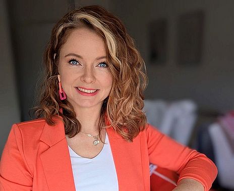 Farbberaterin und Stylistin Lucie Larsen kommt in die Stadtbücherei (Copyright: Lucie Larsen)