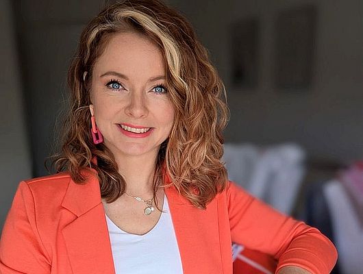 Farbberaterin und Stylistin Lucie Larsen kommt in die Stadtbücherei (Copyright: Lucie Larsen)