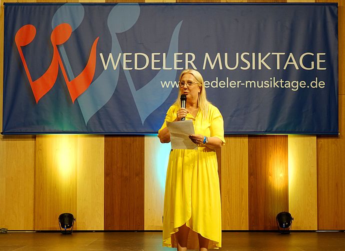 Camilla Trapp moderierte das Chorsingen
