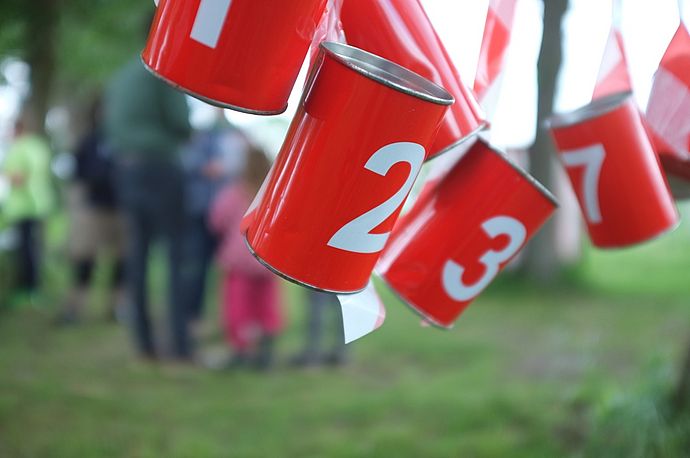 Kinder im Grundschulalter können am Sonnabend, 1. Juni, von 14 bis 17 Uhr am Spielplatz Pinneberger Straße Stempel für einen kleinen Gewinn sammeln. Foto: Stadt Wedel/Kamin