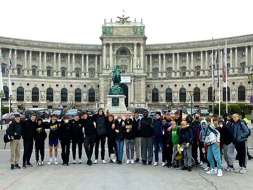 Die Hofburg - natürlich gab es für die Basketballer auch ein touristisches Begleitprogramm. Foto: SC Rist