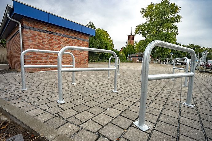 Die Stellplätze sollen es noch leichter machen, sich beim Wochenmarkteinkauf für das Fahrrad zu entscheiden. Foto: Stadt Wedel/Kamin