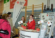 Wie organisiere ich Pflege in den eigenen vier Wänden? Die Expertinnen von der DRK-Sozialstation wussen die Antworten.