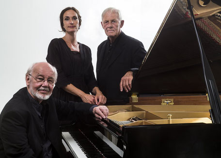 Fruchtbare Zusammenarbeit: Mit Rolf Becker und Julia Schilinski bildet Gerhard Folkerts das Ensemble "Andartis"