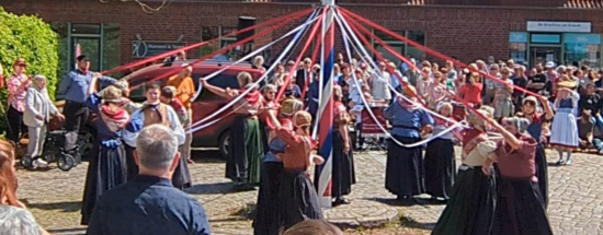 Maibaum-Fest